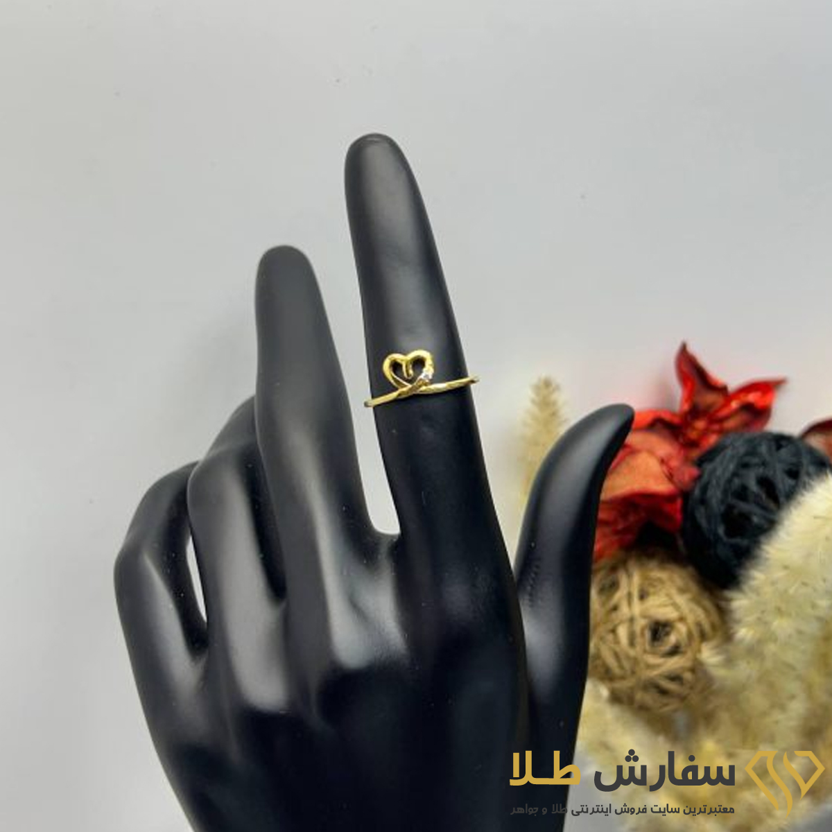 انگشتر سبک لوکس طلا طرح قلب نگین دار ST1761 انگشتر سبک لوکس طلا طرح قلب نگین دار ST1761 - Image 1
